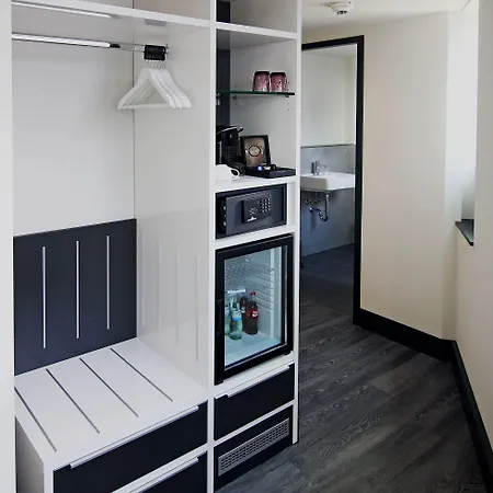 Innside By Meliá 4*