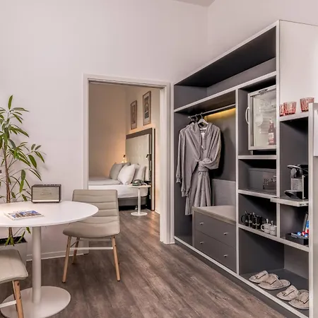 Innside By Meliá 4*