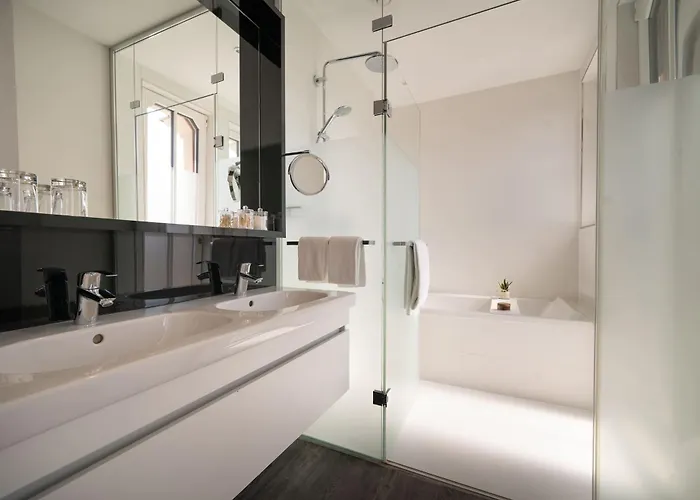 إنسايد باي ميليا لايبزيج 4* لبسيا