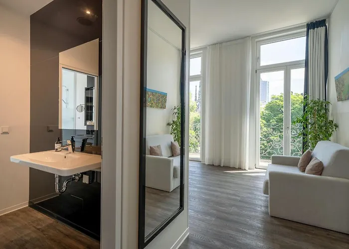 إنسايد باي ميليا لايبزيج 4* لبسيا